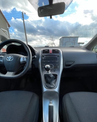 Toyota Auris cena 24500 przebieg: 252376, rok produkcji 2011 z Bogatynia małe 79